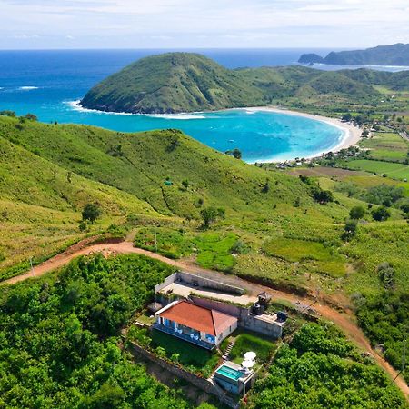 Villa Atas Pelangi Kuta  Eksteriør billede